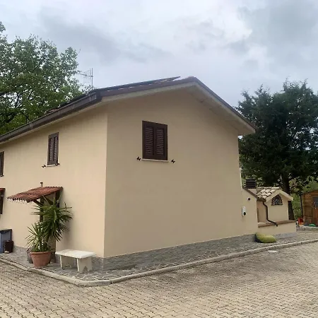 Charming House In With Pool Civitaquana
